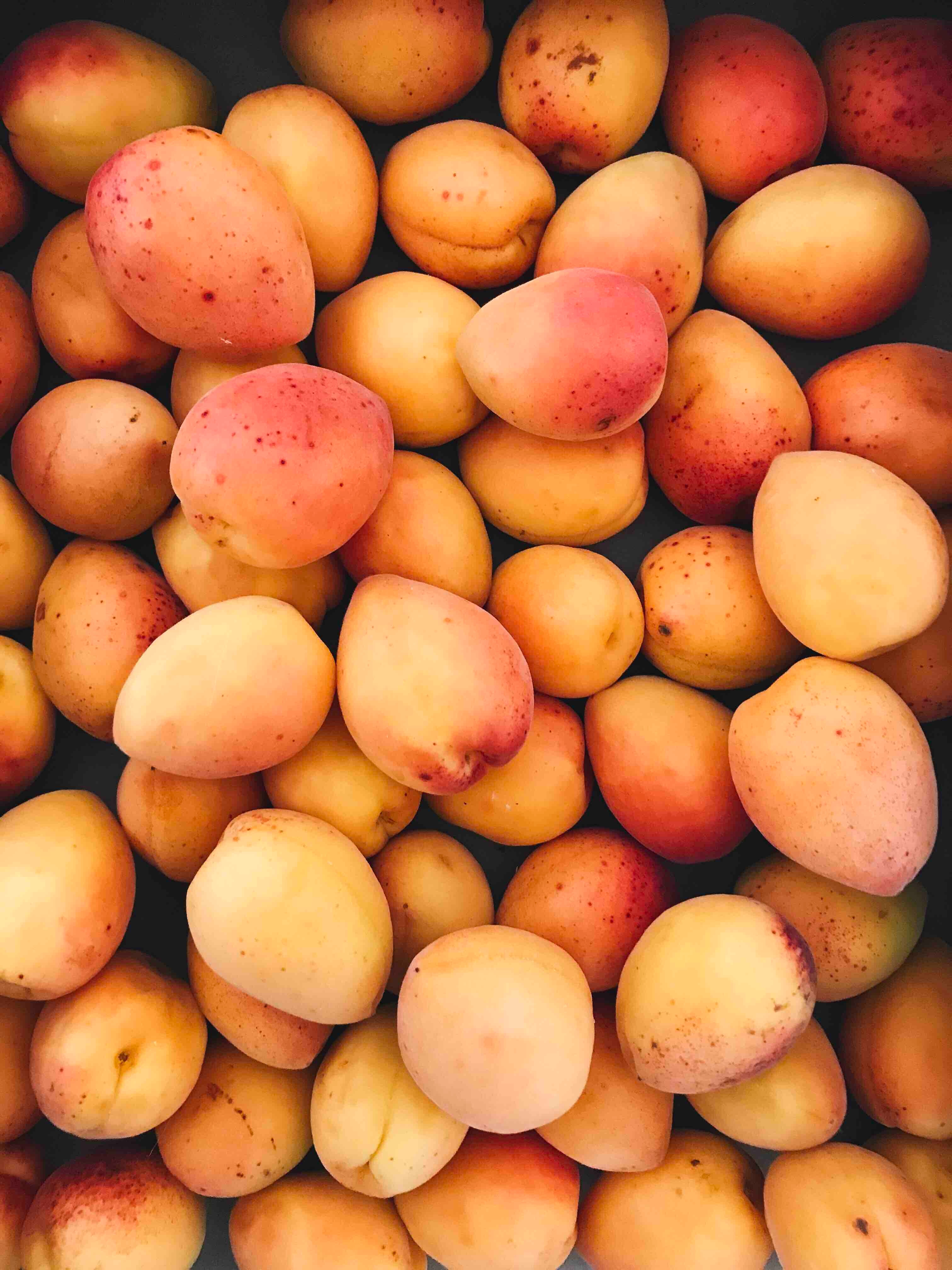 apples